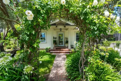 Image de Adorable studio cottage on 3. 5 acres in Napa