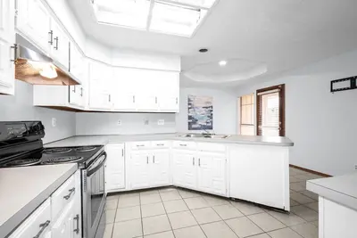 Image de Spacious 3 bedroom home