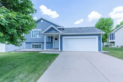 Image de 4-bedroom house in peaceful Spirit Lake with WiFi, Ac, Spacious