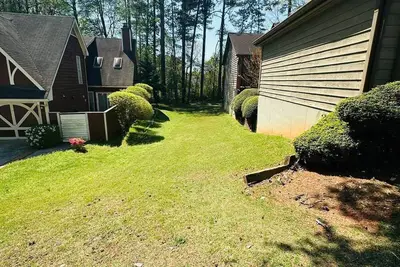Image de Charming 2-bedroom townhome with WiFi, Ac in delightful Stone Mountain
