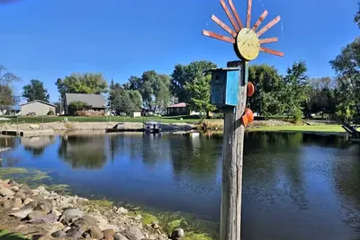 Image de Welcome to Green Lake County @ The Puckaway Place! A spacious waterfront retreat