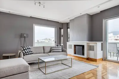 Image de Blueground | Kifisia, fireplace, nr Kifisia Park