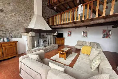 Image de Wood Lodge - Sleeps10 - Skiing - Thermal Baths