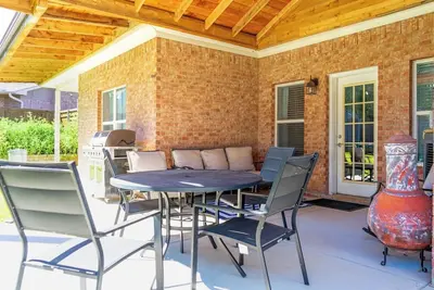 Image de BlueDoor on Aspen | Bbq grill | Kids playground