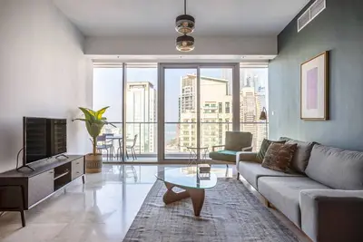 Image de Blueground | Dubai Marina, pool, nr Marina