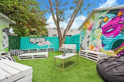 Image de Wynwood | The Bonds of Art | 7br | Sleeps 18