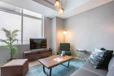 Image de Blueground | Dubai Marina, pool, nr Marina