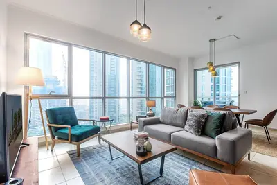 Image de Blueground | Burj Residence, pool, nr Burj Park