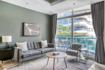 Blueground | Dubai Marina, pool, nr Marina