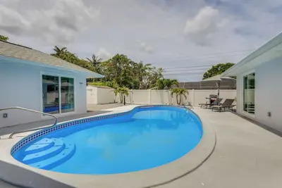 Image de 3 Mi to Beach: Modern Retreat in Largo!