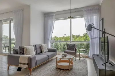 Blueground | The Views, pool, nr Golf Course