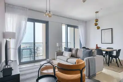 Blueground | The Views, pool, nr Lake