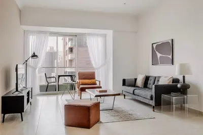 Blueground | Dubai Marina, pool, nr Marina