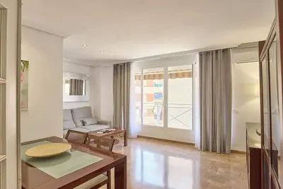 Image de Appartement \"5 Caballeros\" avec balcon, Wi-Fi et climatisation