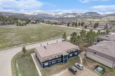 Image de Rocky Mtn Hideaway: Pool + Hot Tub + Views