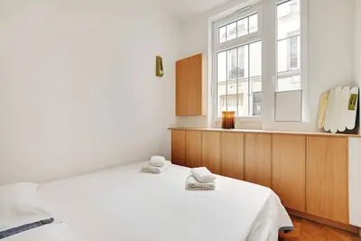 Image de Studio épuré & haut de gamme – Rue Civiale, Paris