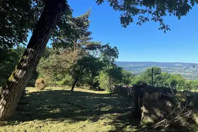 Image de Maison au Grand calme située sur les sentiers de randonnée
