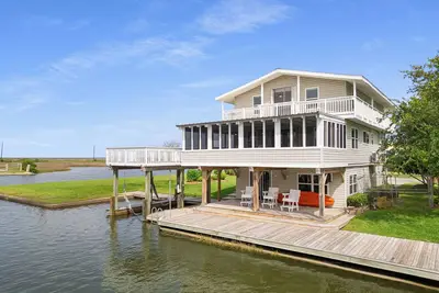 Image de Waterfront Canal House in Jamaica Beach, Galveston Tx