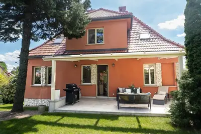 Image de Golden Villa - Luxury Villa near Krakow