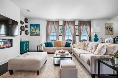 Image de Designer Lake House Escape