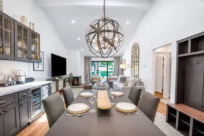 Stunning Silverado 2br Condo Overlooking Fairway