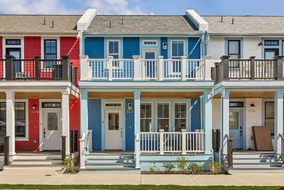 Image de Seabrook's Unit Sea: Ocean Views, Steps From Town Center!