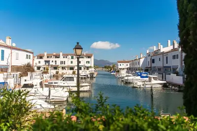 Image de Maison de vacances pour 6 personnes env. 100 qmà Empuriabrava, Costa Brava (Golfe de Roses)