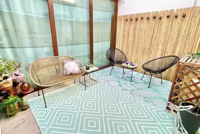 Image de Design and comfort with Private Patio, steps from the Basilica of Saint Anthony.