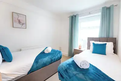 Image de Working in Swansea? Try us out!