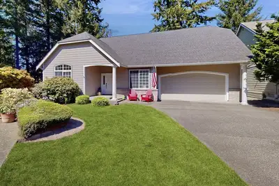 Image de Scenic Golf Course Retreat in McCormick Woods – A Golfer’s Paradise