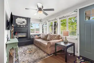 Image de The Raven's Roost Lake View Retreat 3bd 2ba