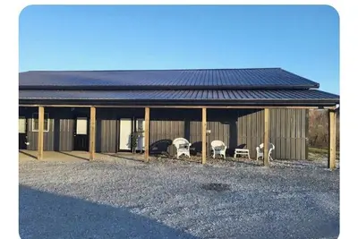 Image de Charming 2-bedroom barn in Danville with WiFi, Ac