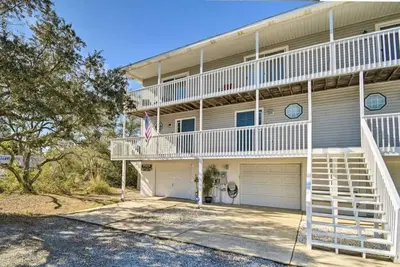 Image de Breezy Heights Perdido Key:  Sleeps 6-8 & Pet Friendly