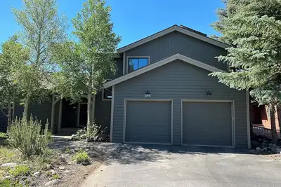 Image de Charming, newly renovated 3-bedroom house in Silverthorne with Stunning Views