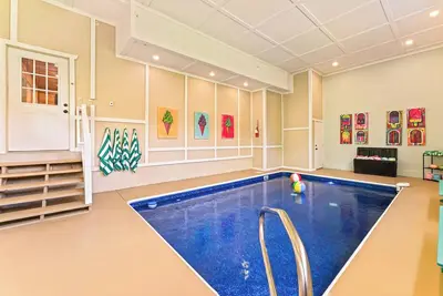 Image de Green Mountain Lodge | Indoor Pool, Theater & Game Room