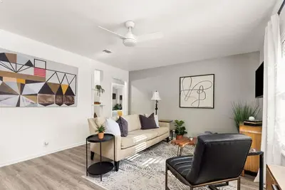 Image de Stylish and Cozy 2br in Vibrant East Austin