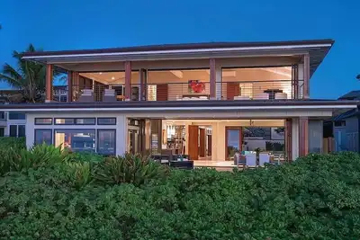 Image de Seaside Sophistication: Live the Coastal Lifestyle You Deserve