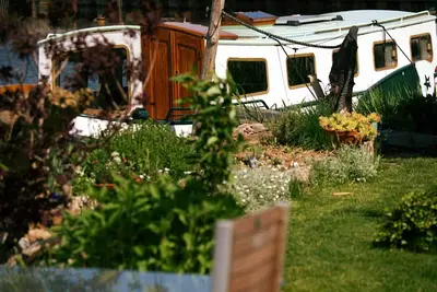 Image de Unique nature experience on the water, Bed in boat Jisperveld