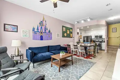 Image de Enchanted At 7 Dwarfs Lane