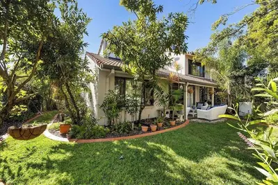 Image de Walk to Hastings St & Gympie Tce - Prime Location