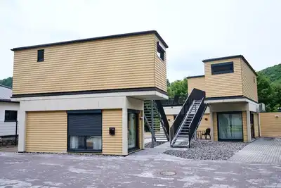 Image de Luxury container at the NĂĽrburgring #2