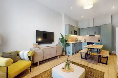 Image de Brand new to the market, Arlington Apartments The Sauchie - Serene  5* City Centre Apartment