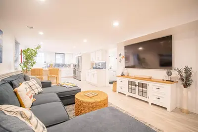 Image de 3br w/ Outdoor Oasis - 1. 5 Blocks to Beach
