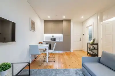 HostWise - Stylish and Cozy Flat