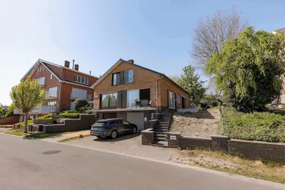 Image de Huswell - Villa Near Beach with Double Parking