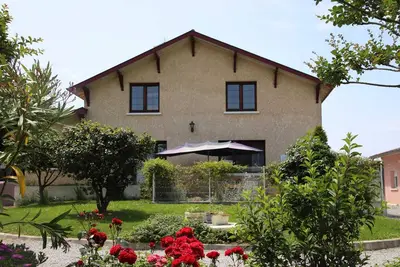 Image de Homerez - Maison confortable avec jardin Ă Lahosse