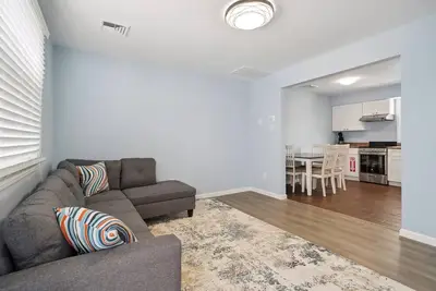 Image de 110 E 24th Ave, Unit D