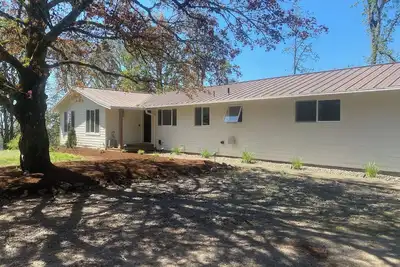 Image de Wildfern Ranch: 3-bedroom, 2-bathroom house in welcoming Yamhill with Ac & WiFi