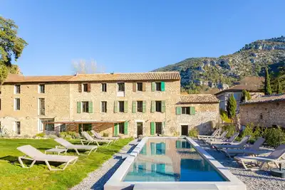 Image de Nouveau! Bastide provençale unique dans un coin de paradis