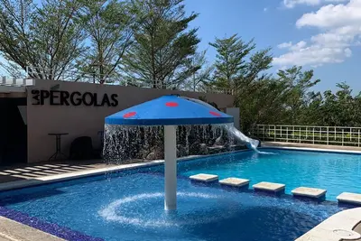 Image de Entire home in Distrito Zaragoza, El Salvador\nClose to the beach and mountains